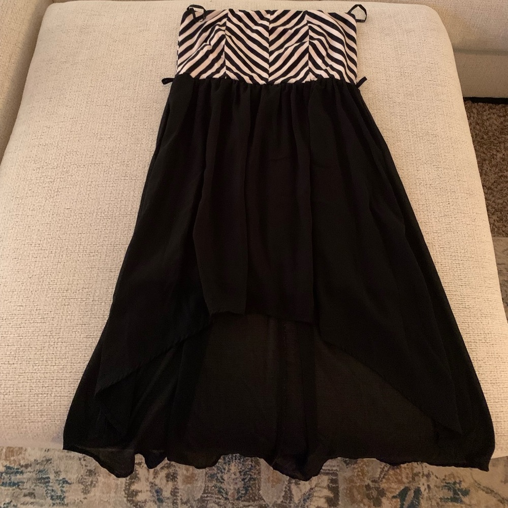 Strapless HiLo dress